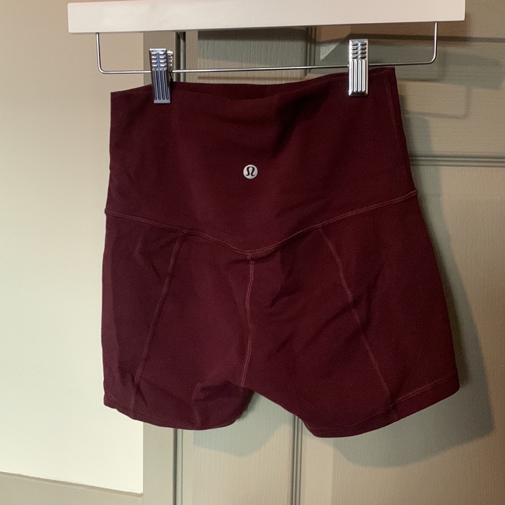 Lululemon high rise Align short 4”
